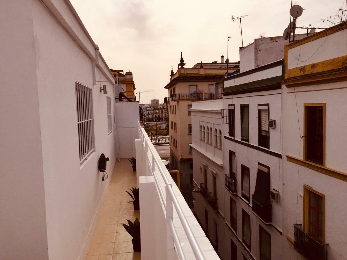 Ferienwohnung Atico En El Arenal. Real De La Carreteria Sevilla Exterior foto